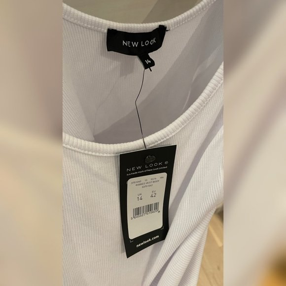 New Look Ribbed Vest Body - Picture 3 of 3